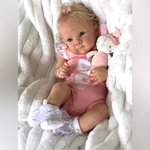 Baby Girl Reborn Doll NWT - Picture 8 of 8